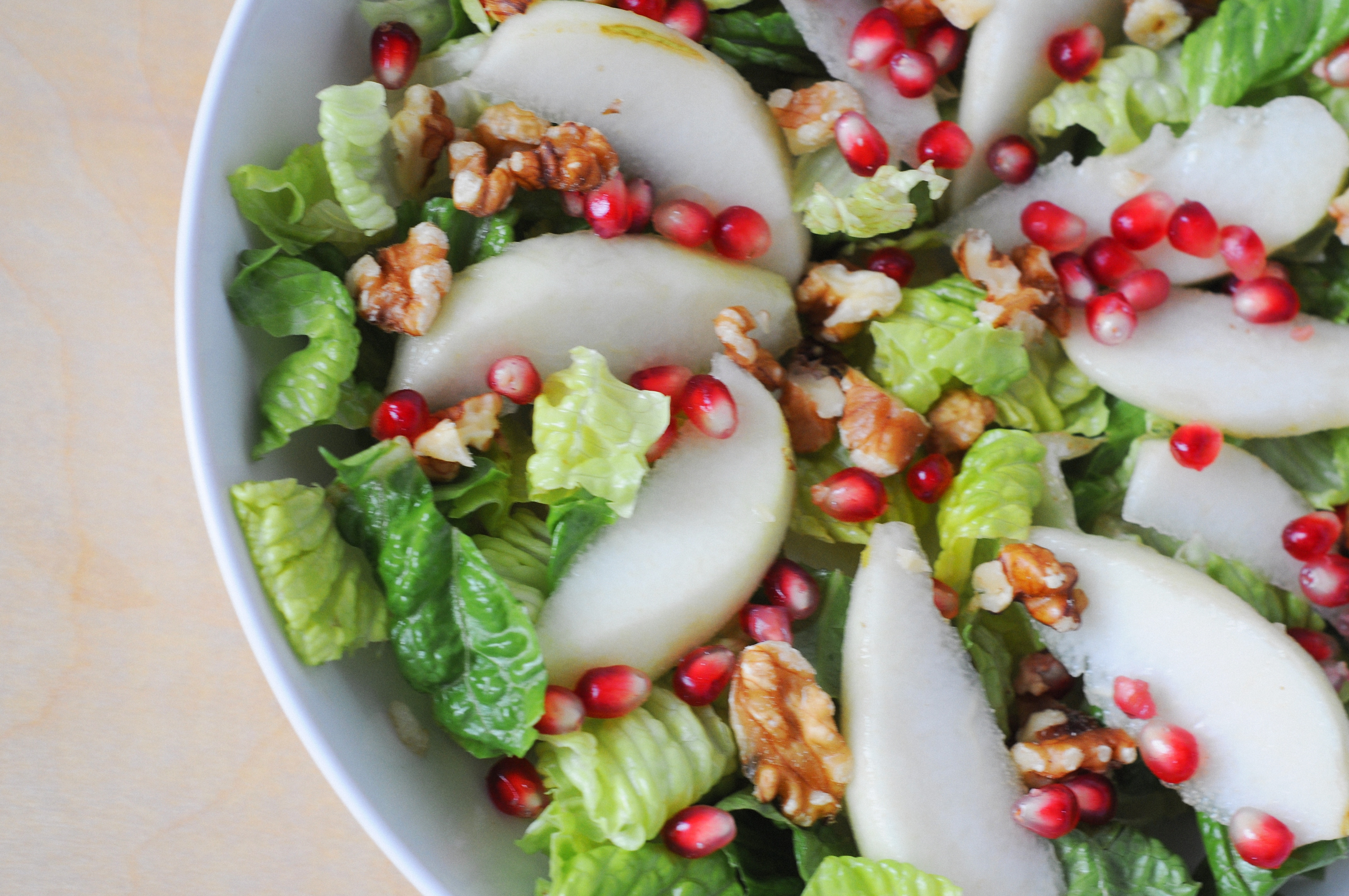 Pear and Pomegranate Salad with Champagne Vinaigrette