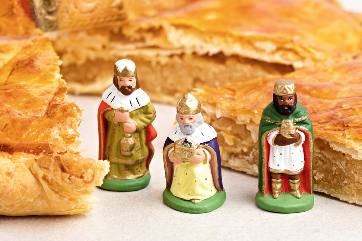 Fève Kings Cake Figurine French Figurine for Cake Kings Cake Porcelain  Galette Des Rois Epiphany Made in France Fisherman 